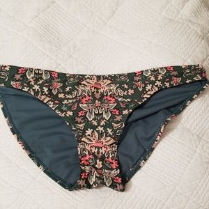 Exhilaration swim bottom size Large